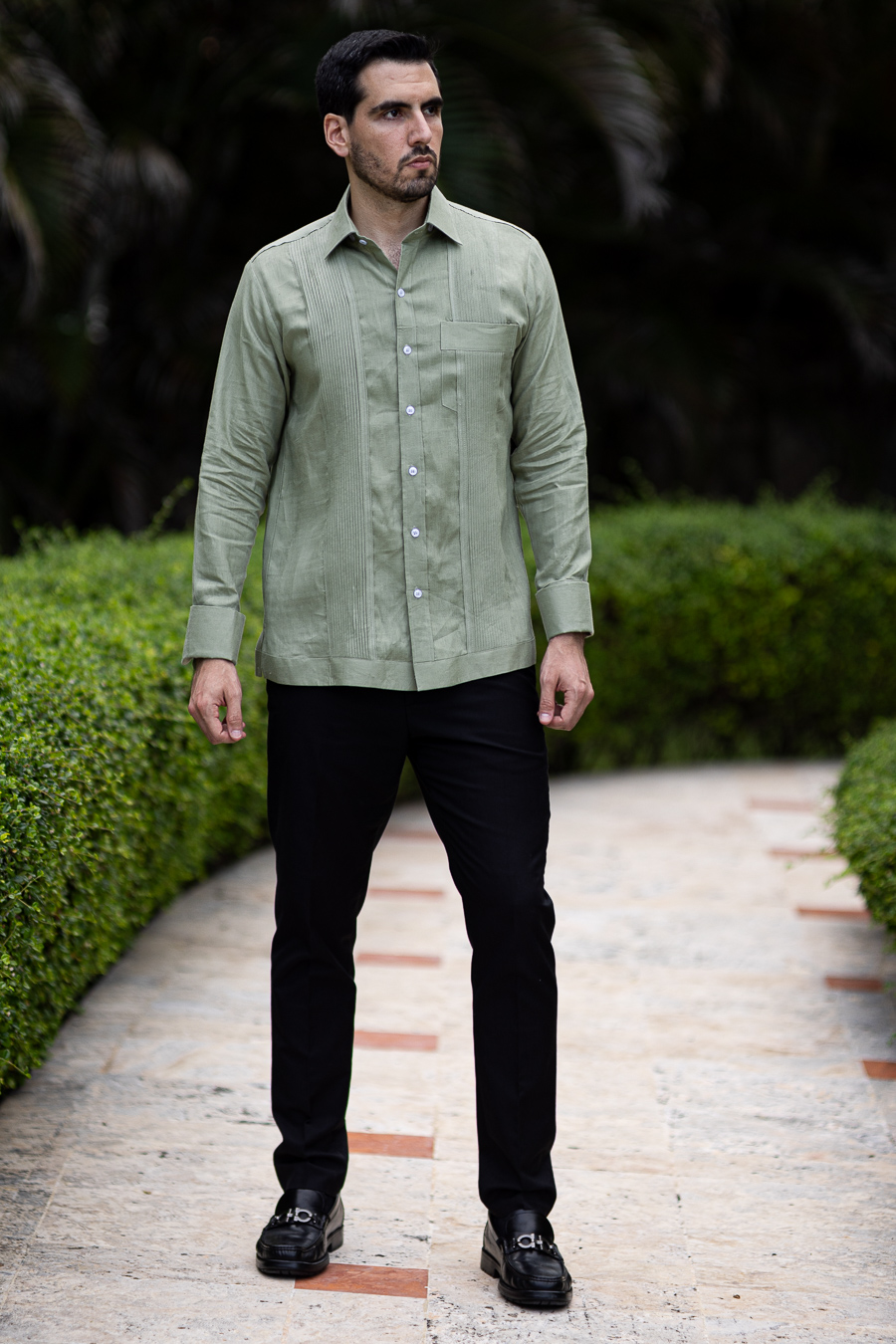 Olive Palma — 100% linen linen guayaberas